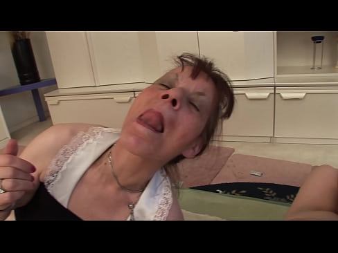 ❤️ Du avinoj kaj unu avo havas triopon Porno vk ĉe ni ❌️❤